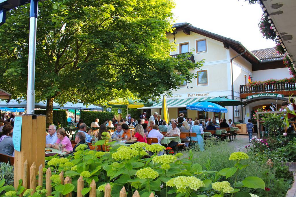 Land-Gut-Hotel Gasthof Waldschaenke Altfraunhofen Экстерьер фото